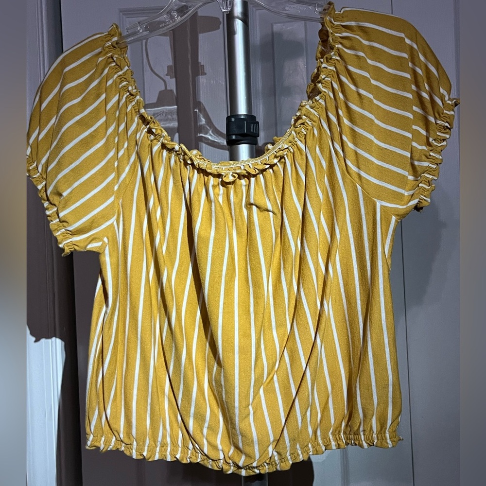 Short sleeve yellow and white striped top